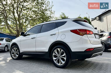 Внедорожник / Кроссовер Hyundai Santa FE 2012 в 