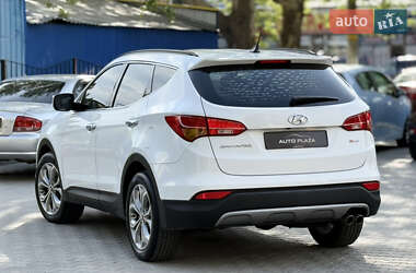 Внедорожник / Кроссовер Hyundai Santa FE 2012 в 