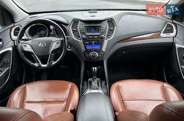 Позашляховик / Кросовер Hyundai Santa FE 2013 в 