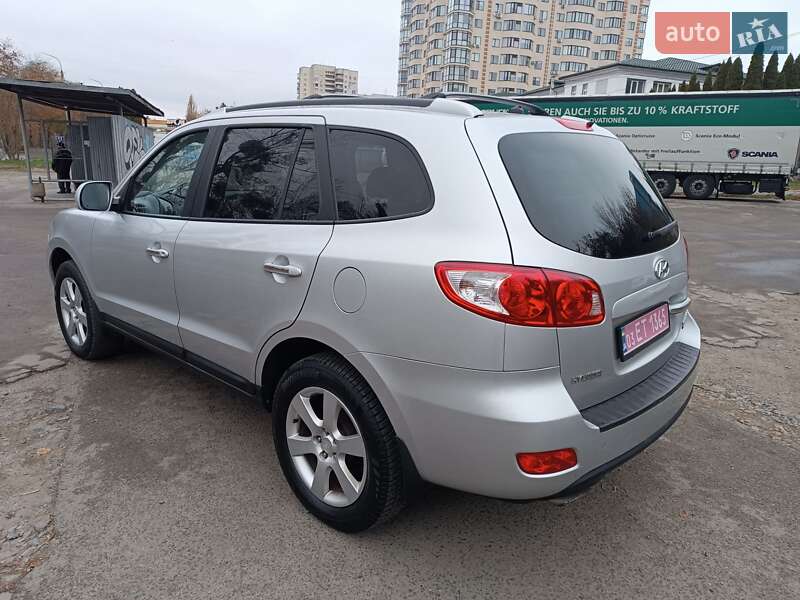 Внедорожник / Кроссовер Hyundai Santa FE 2009 в Луцке