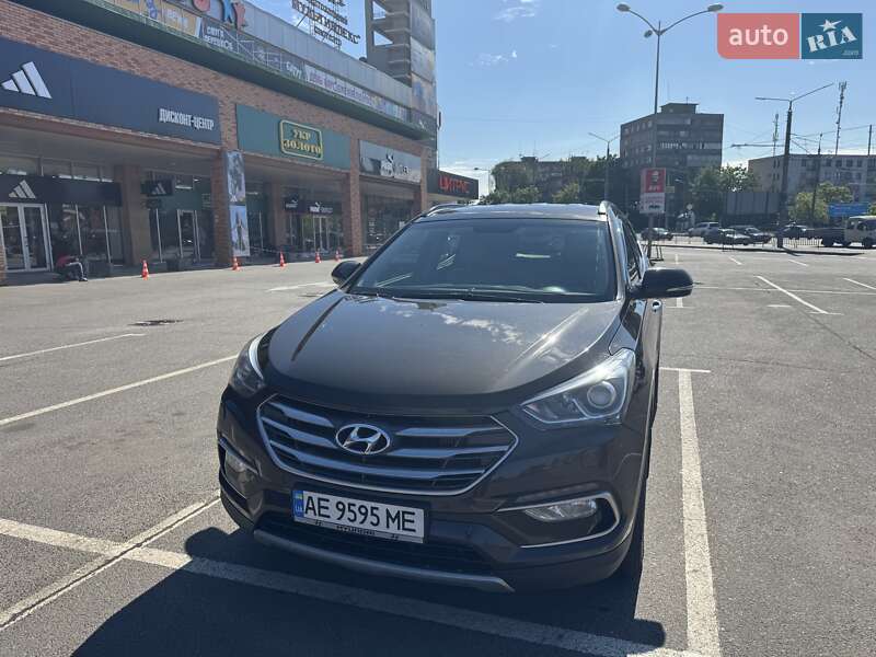 Внедорожник / Кроссовер Hyundai Santa FE 2017 в Кривом Роге