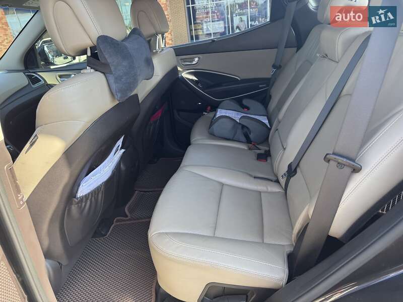 Внедорожник / Кроссовер Hyundai Santa FE 2017 в Кривом Роге