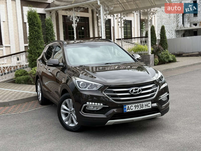 Позашляховик / Кросовер Hyundai Santa FE 2017 в Вінниці