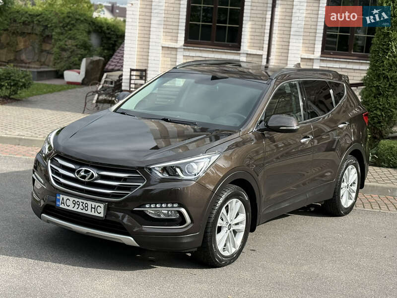 Позашляховик / Кросовер Hyundai Santa FE 2017 в Вінниці
