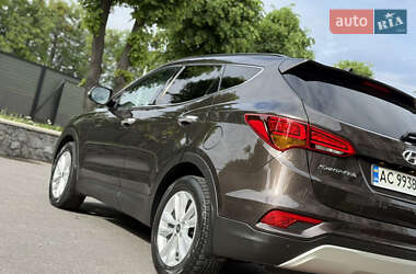 Позашляховик / Кросовер Hyundai Santa FE 2017 в 