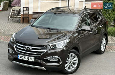 Позашляховик / Кросовер Hyundai Santa FE 2017 в 