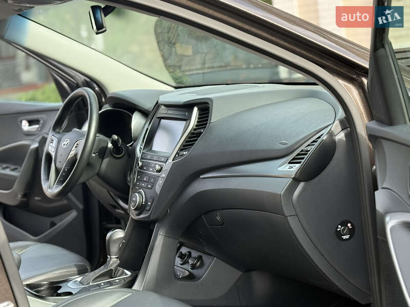 Позашляховик / Кросовер Hyundai Santa FE 2017 в Вінниці
