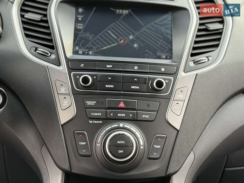 Позашляховик / Кросовер Hyundai Santa FE 2017 в Вінниці