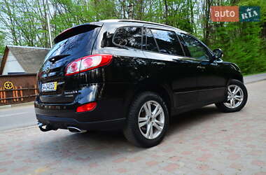 Позашляховик / Кросовер Hyundai Santa FE 2012 в 