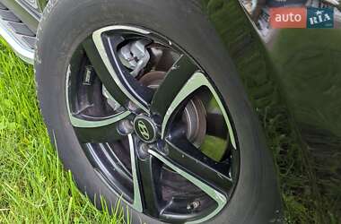 Позашляховик / Кросовер Hyundai Santa FE 2010 в 