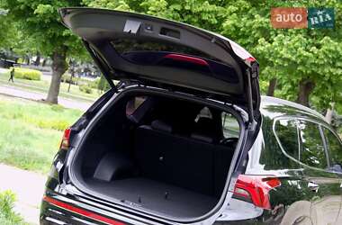 Позашляховик / Кросовер Hyundai Santa FE 2021 в 