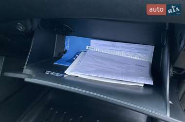 Внедорожник / Кроссовер Hyundai Santa FE 2015 в 