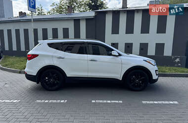 Позашляховик / Кросовер Hyundai Santa FE 2014 в 