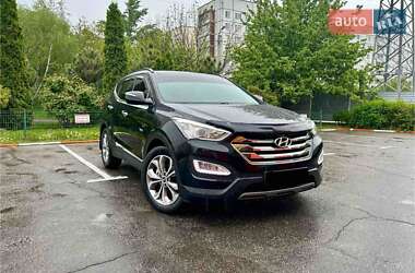 Внедорожник / Кроссовер Hyundai Santa FE 2014 в 