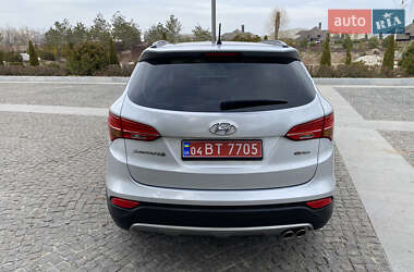 Позашляховик / Кросовер Hyundai Santa FE 2014 в 