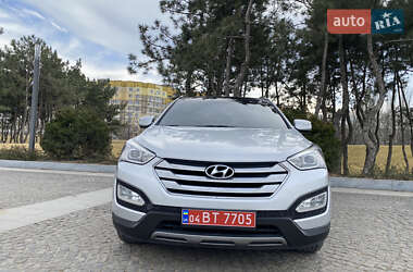 Позашляховик / Кросовер Hyundai Santa FE 2014 в 