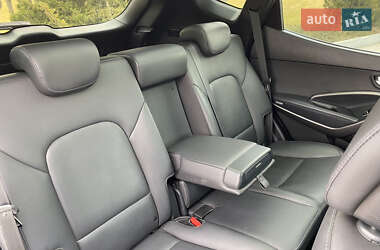 Позашляховик / Кросовер Hyundai Santa FE 2014 в 