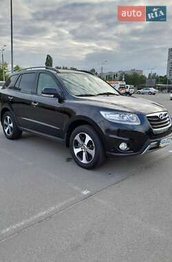 Внедорожник / Кроссовер Hyundai Santa FE 2012 в 