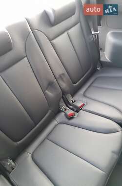Внедорожник / Кроссовер Hyundai Santa FE 2012 в 