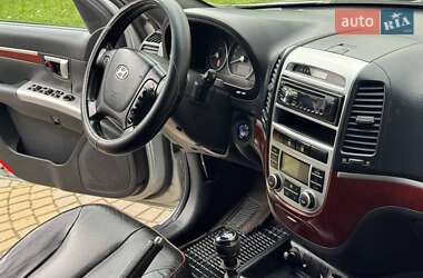 Позашляховик / Кросовер Hyundai Santa FE 2007 в 