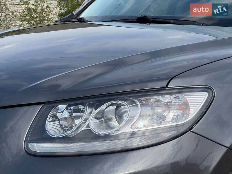 Позашляховик / Кросовер Hyundai Santa FE 2012 в Охтирці