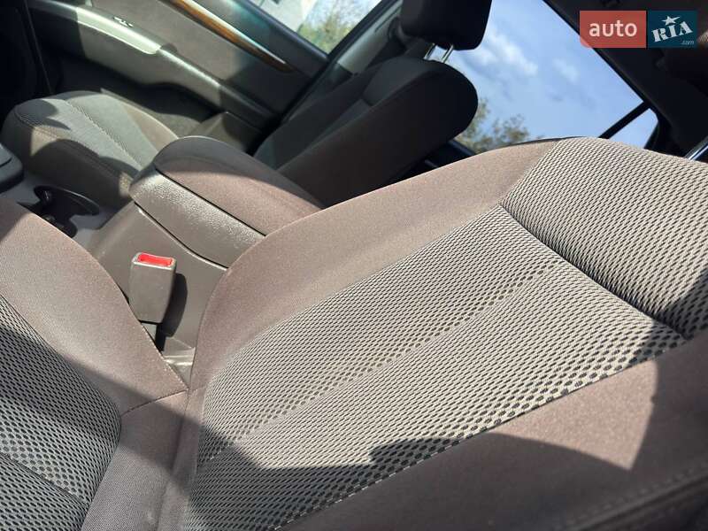 Позашляховик / Кросовер Hyundai Santa FE 2012 в Охтирці