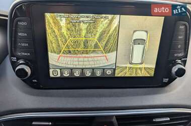 Внедорожник / Кроссовер Hyundai Santa FE 2018 в 