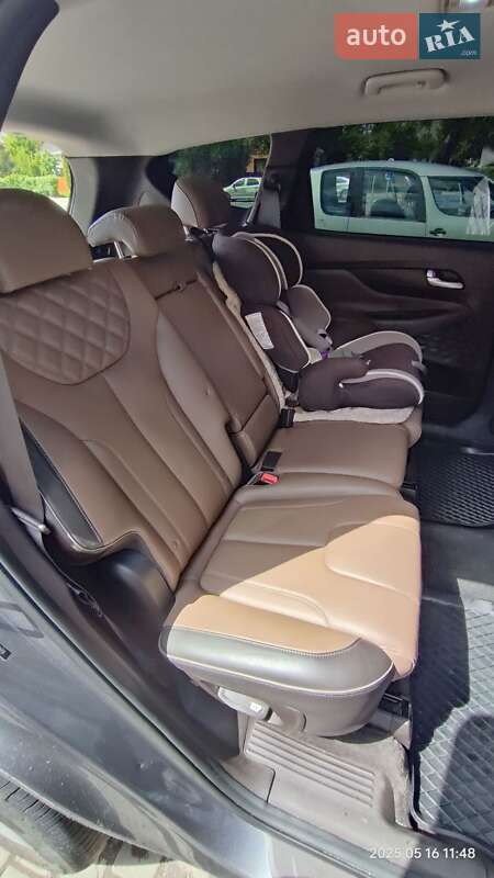 Позашляховик / Кросовер Hyundai Santa FE 2019 в Івано-Франківську