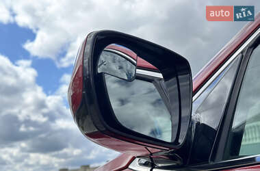 Внедорожник / Кроссовер Hyundai Santa FE 2015 в 
