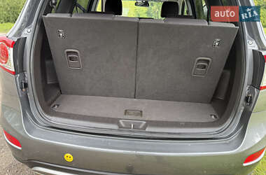Внедорожник / Кроссовер Hyundai Santa FE 2012 в 