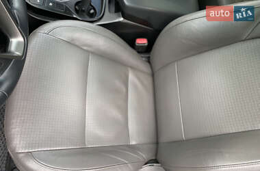 Внедорожник / Кроссовер Hyundai Santa FE 2014 в 