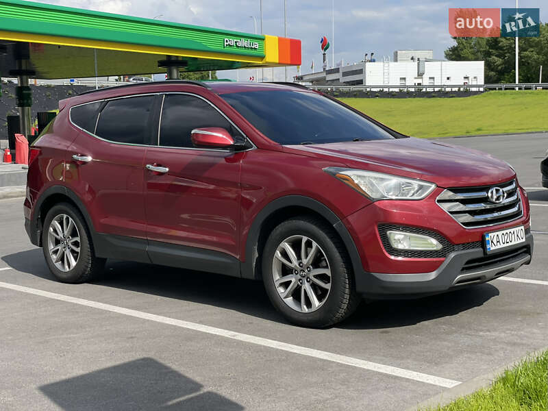 Внедорожник / Кроссовер Hyundai Santa FE 2014 в Вишневом