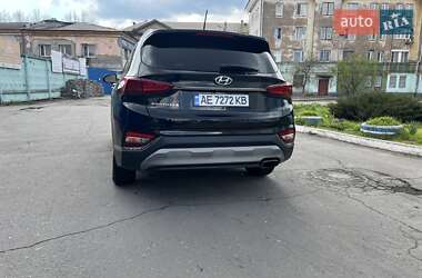 Позашляховик / Кросовер Hyundai Santa FE 2018 в 