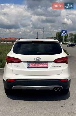 Внедорожник / Кроссовер Hyundai Santa FE 2013 в 