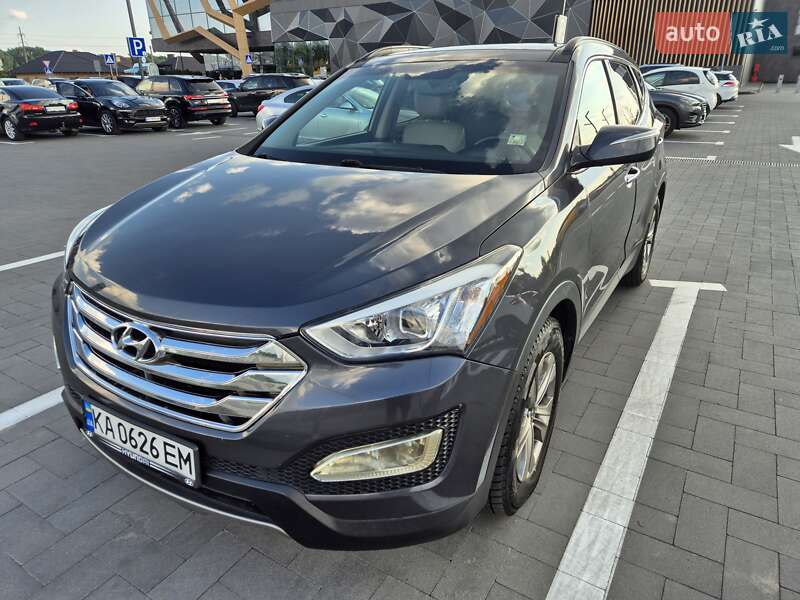 Позашляховик / Кросовер Hyundai Santa FE 2015 в Києві