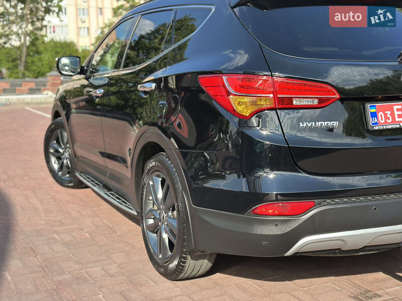 Позашляховик / Кросовер Hyundai Santa FE 2014 в Рівному