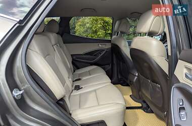 Позашляховик / Кросовер Hyundai Santa FE 2013 в 