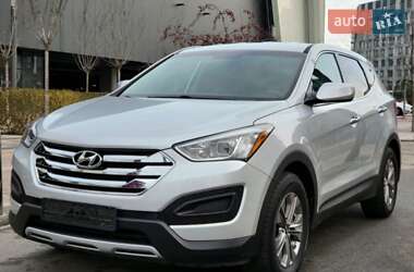 Внедорожник / Кроссовер Hyundai Santa FE 2015 в Киеве
