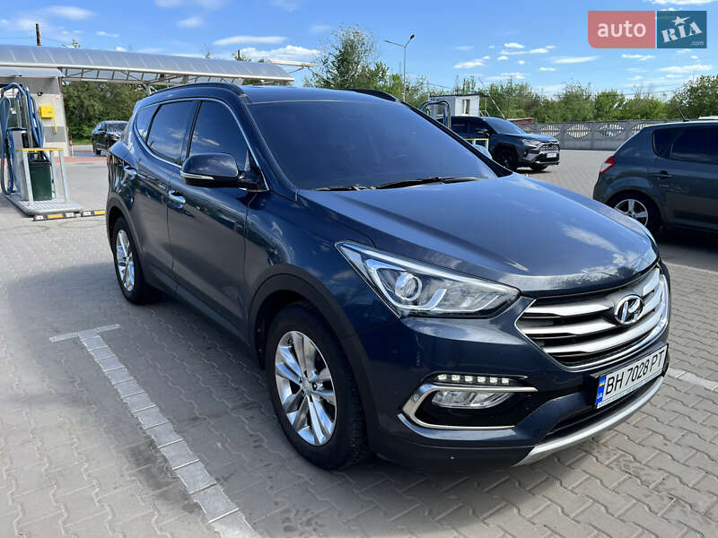 Позашляховик / Кросовер Hyundai Santa FE 2015 в Кривому Розі