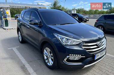 Позашляховик / Кросовер Hyundai Santa FE 2015 в 