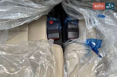 Позашляховик / Кросовер Hyundai Santa FE 2013 в 