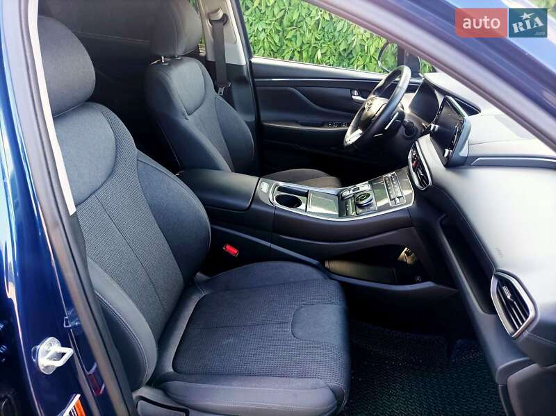 Внедорожник / Кроссовер Hyundai Santa FE 2022 в Одессе