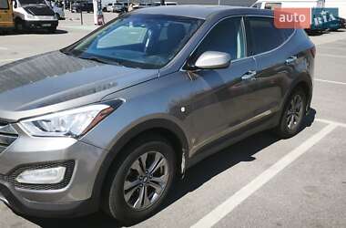 Внедорожник / Кроссовер Hyundai Santa FE 2015 в Киеве