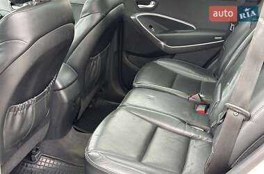 Позашляховик / Кросовер Hyundai Santa FE 2013 в 