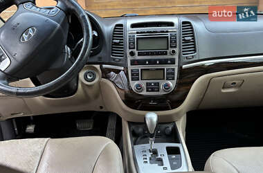 Внедорожник / Кроссовер Hyundai Santa FE 2012 в 