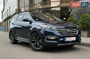 Внедорожник / Кроссовер Hyundai Santa FE 2016 в 