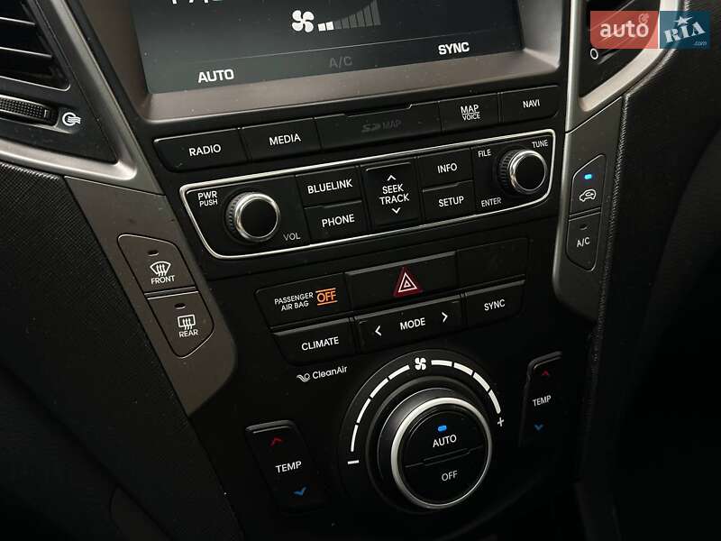 Позашляховик / Кросовер Hyundai Santa FE 2016 в Одесі
