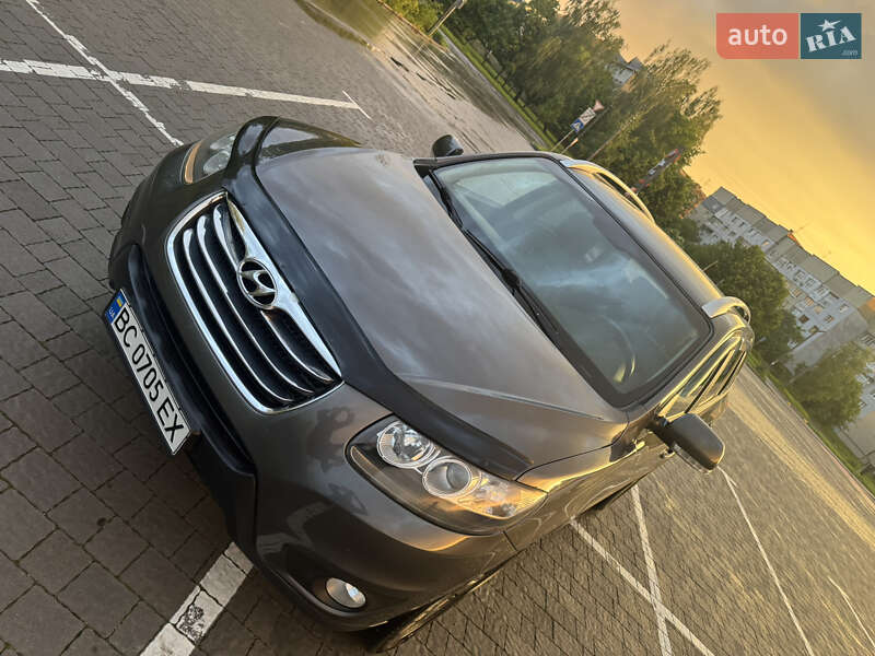 Позашляховик / Кросовер Hyundai Santa FE 2010 в Трускавці