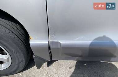 Позашляховик / Кросовер Hyundai Santa FE 2005 в 