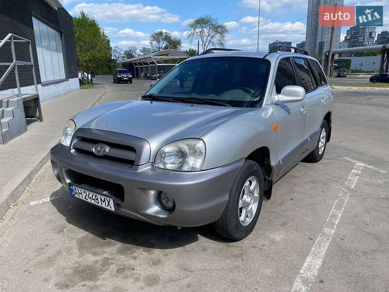 Позашляховик / Кросовер Hyundai Santa FE 2005 в 